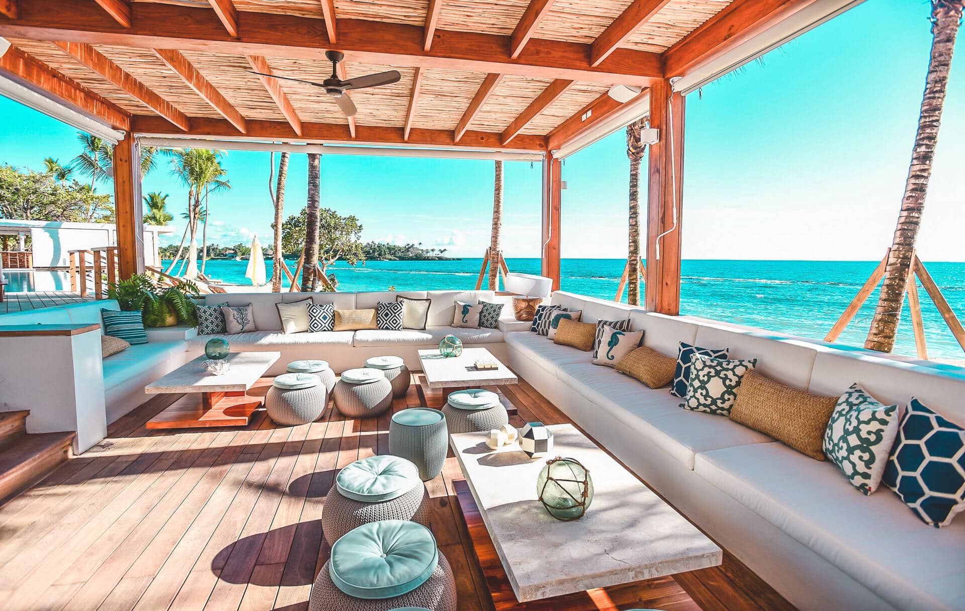 Minitas Beach Club and Restaurant